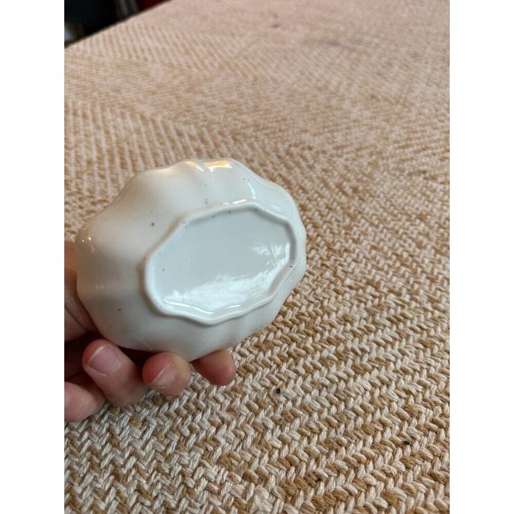 Small Scalloped Ceramic Floral Trinket Dish